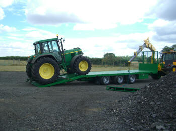 Low Loader for Machinery Transport